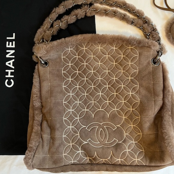 Chanel Bag 81031 - Picture 2 of 6